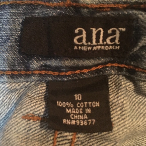 a.n.a Boyfriend Jeans - Size 10 - Picture 5 of 7